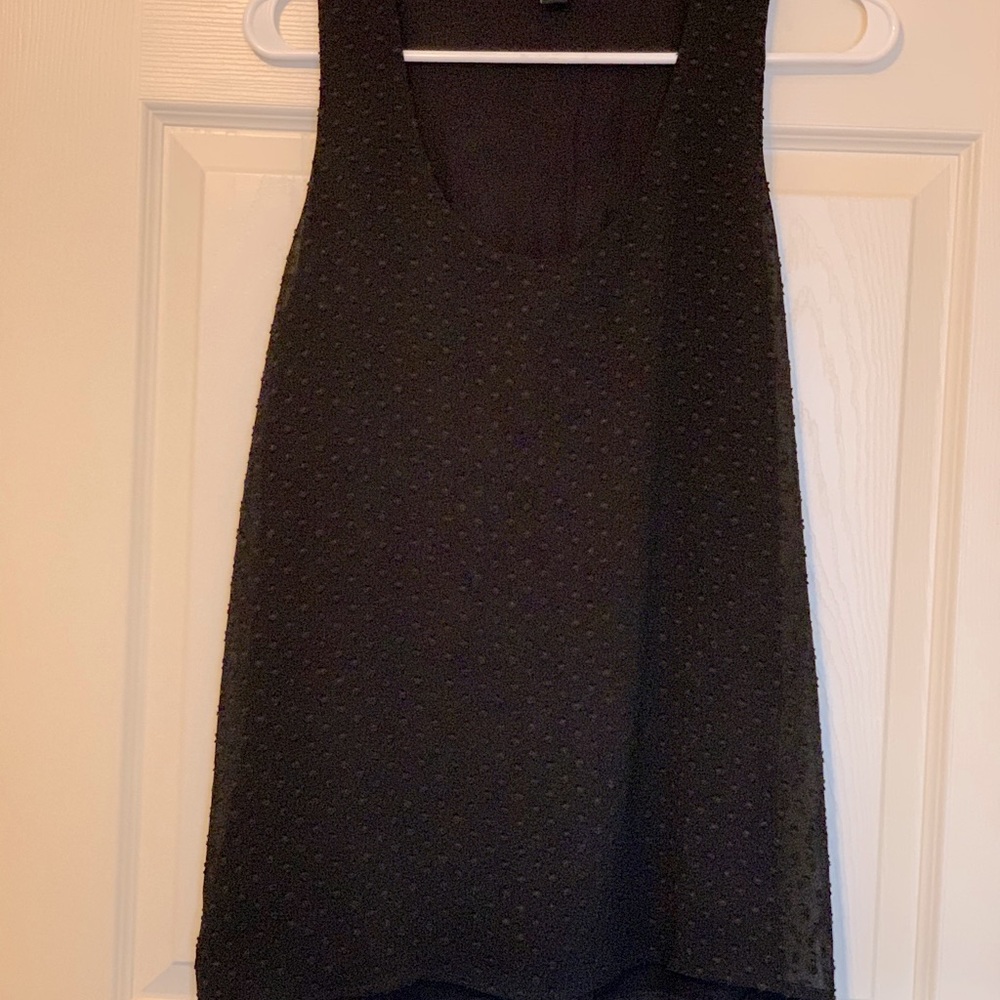 Sleeveless tunic top